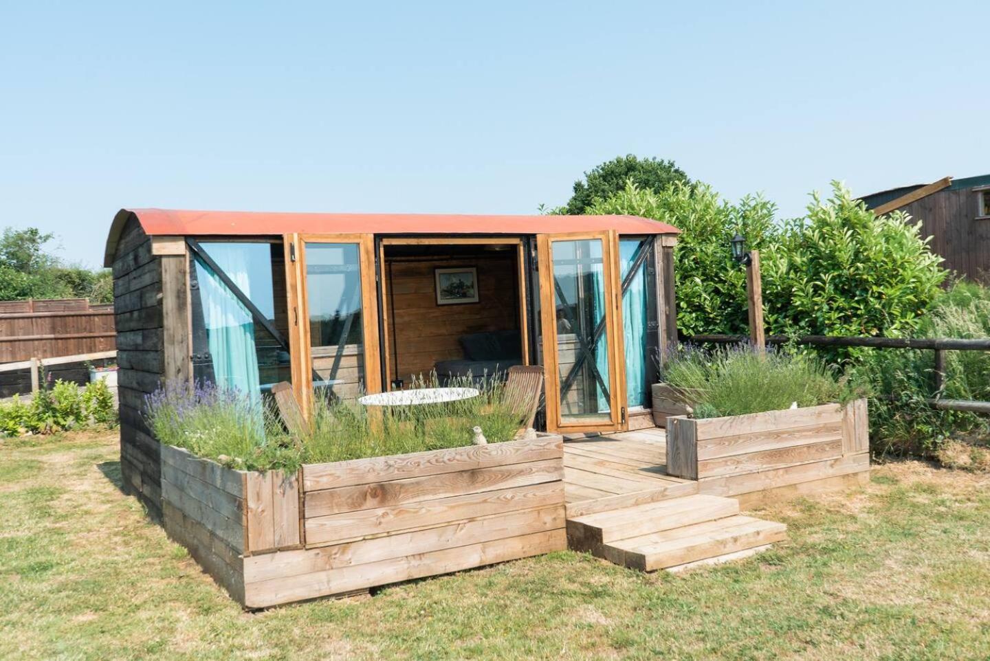 Swallowfield Glamping-Station Master Yeovil Exterior foto